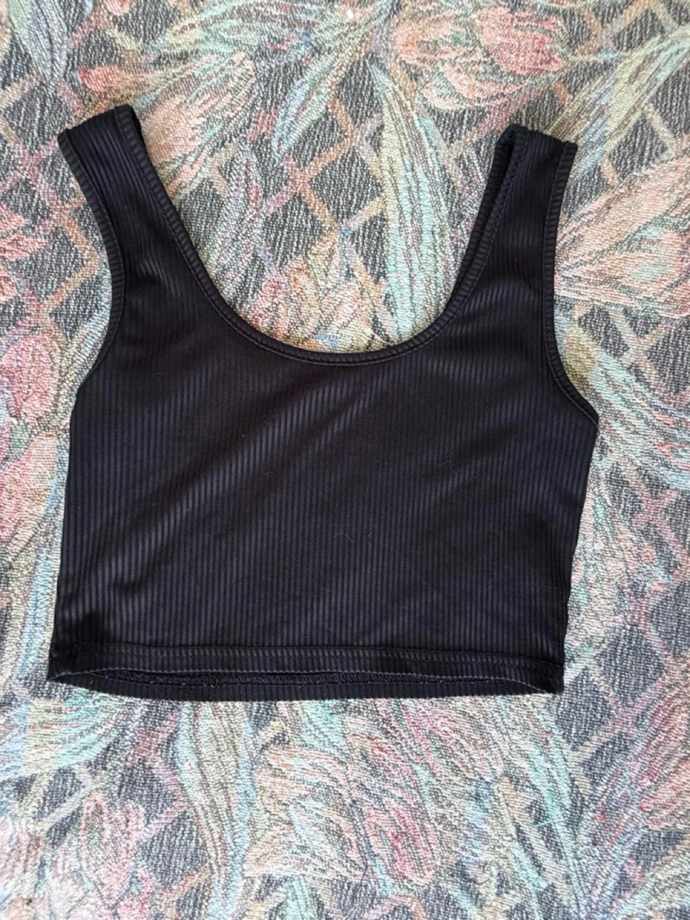 Ribbed Scoop Crop Tank Top - Black